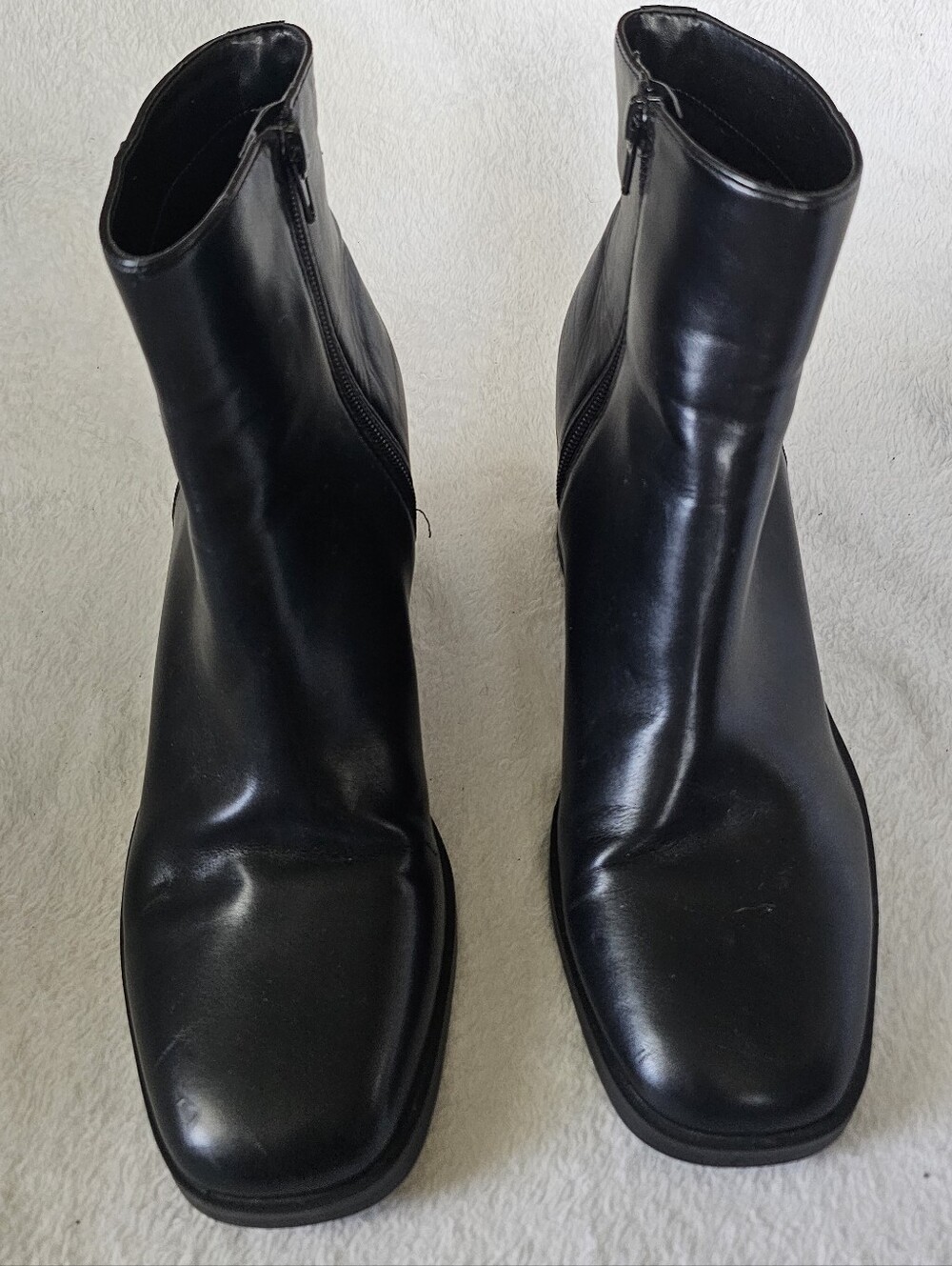 Nine West Black Smooth Leather-Look Ankle Booties with Side Zip Size 10